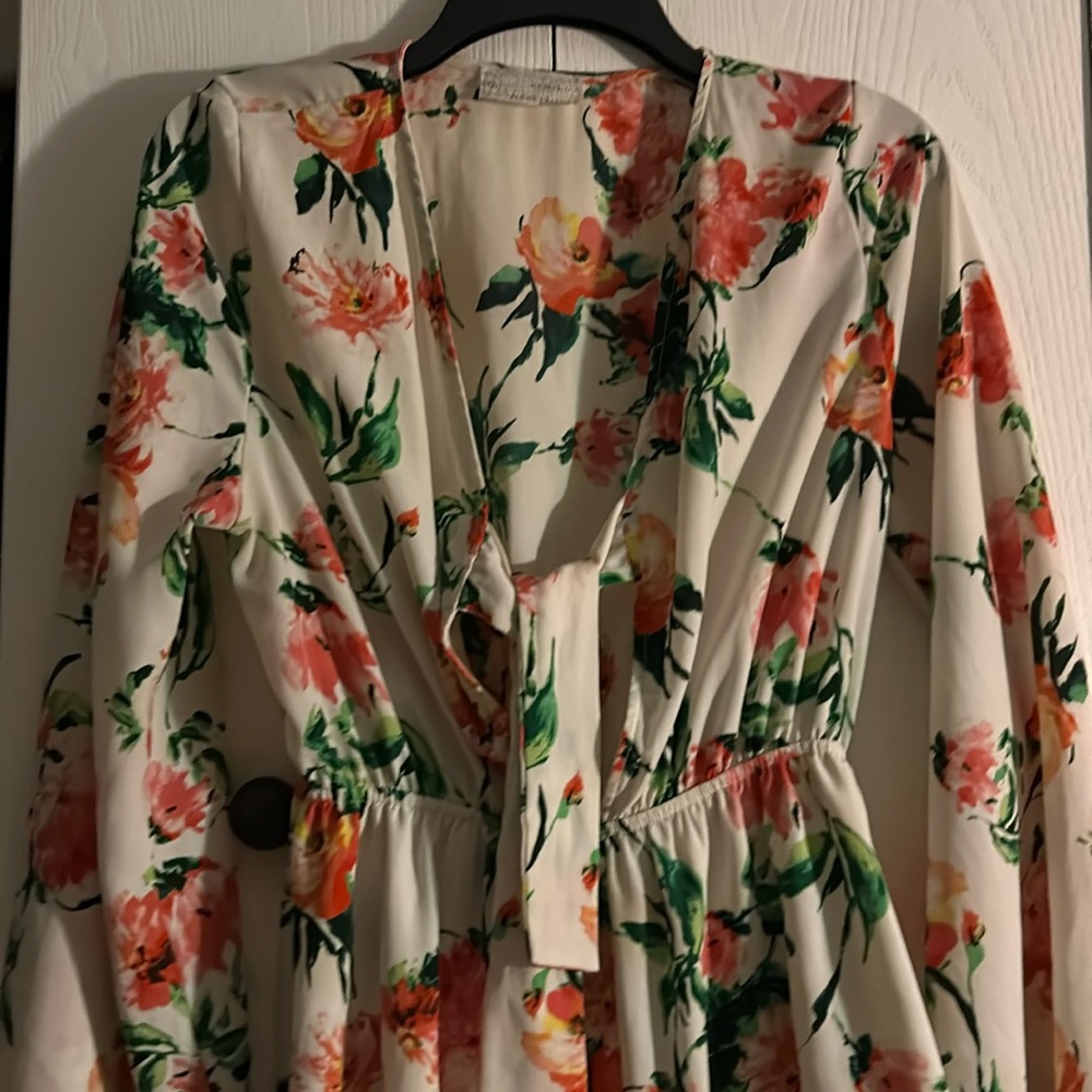 Audrey 3+1 floral romper with lace detail.